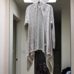 Sun & Shadow Mint Green Cascading Sweater